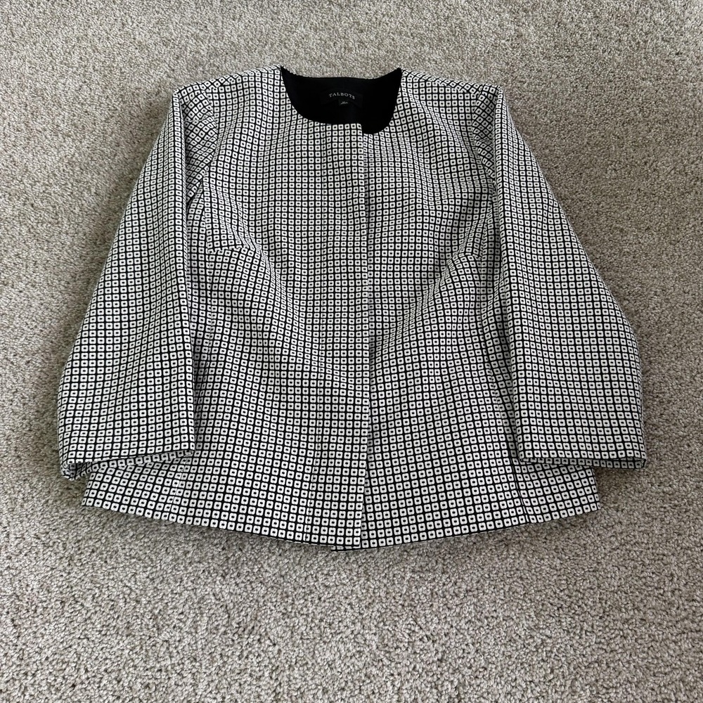 Talbots Jacket Womens 10 Black White Tweed Geometric Collarless Lined Blazer